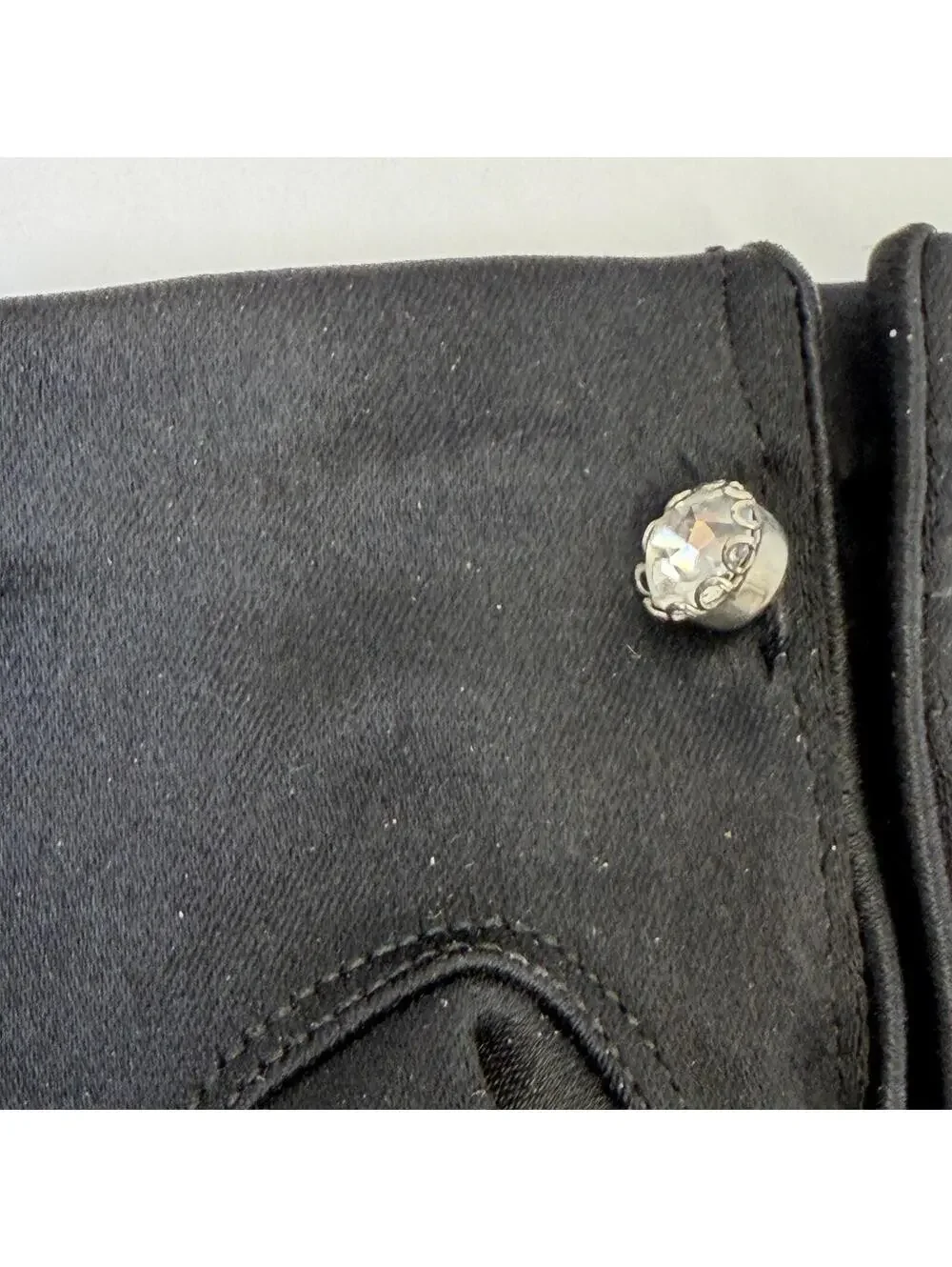 Stretchies Black One Size Gloves‎ Made in France Decorative Button Accent